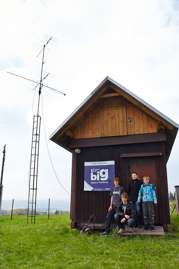 Operátoři OK1KOB po závodě